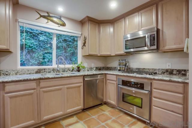 Image 58 of 73 For 12471 Mirar De Valle Road