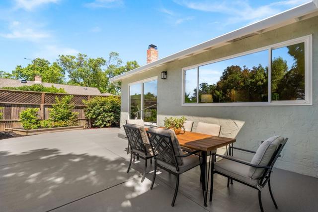 3520 Greer Road, Palo Alto CA: https://media.crmls.org/mediaz/56f2a002-489b-48f0-b9de-6132405d3c12.jpg