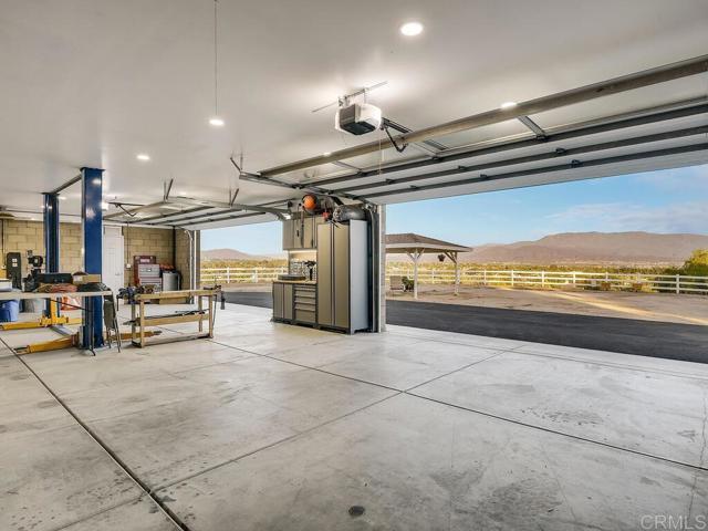 31755 Rancho Vista Road, Temecula CA: https://media.crmls.org/mediaz/56f2aacc-3ff6-4fc5-9351-adf0e7675a31.jpg