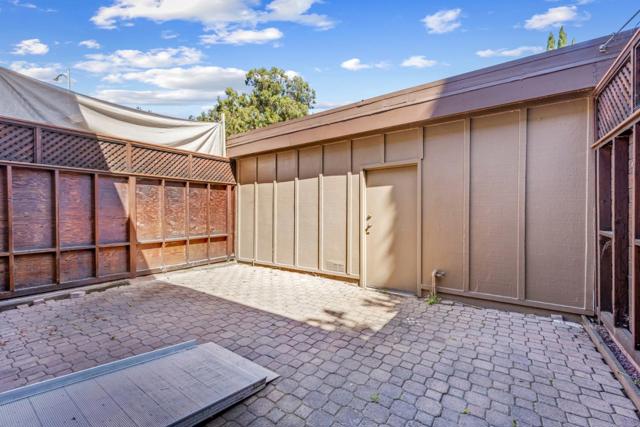 2324 Toiyabe Way, San Jose CA: https://media.crmls.org/mediaz/56f2c06d-3b2d-4169-b5fb-35ed79823d5d.jpg