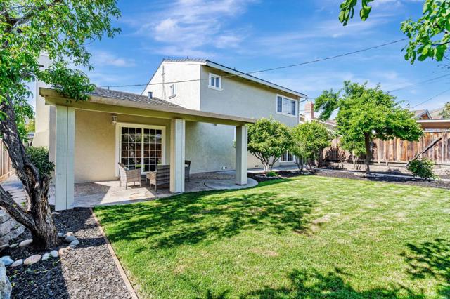3334 Dias Drive, San Jose CA: https://media.crmls.org/mediaz/56f31ffd-9315-4c0e-87e7-4f7c1df93dbb.jpg