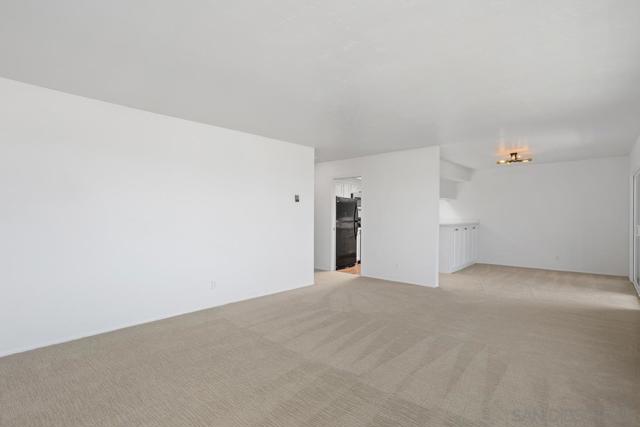 3606 Vista Rey, Oceanside CA: https://media.crmls.org/mediaz/56f32233-82c8-425e-a8c2-892e1bb18db1.jpg