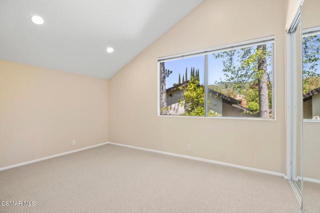 3036 E Adirondack Court, Westlake Village CA: https://media.crmls.org/mediaz/56f3ee28-1739-4dd9-8cc5-15838f98f30e.jpg