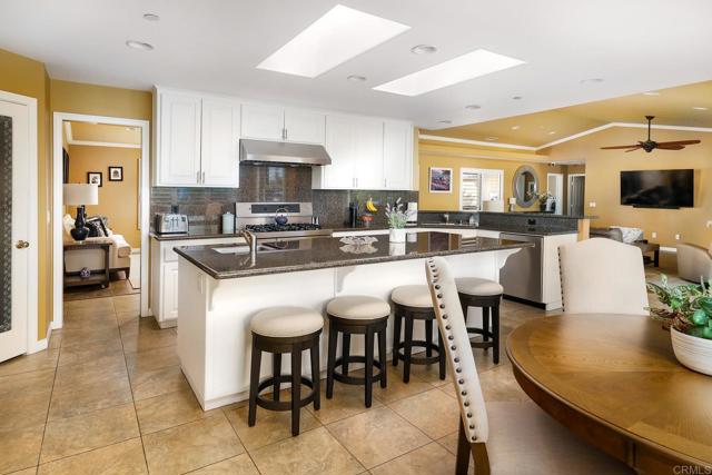 Detail Gallery Image 13 of 43 For 13861 Nicoles Vista, Valley Center,  CA 92082 - 3 Beds | 3 Baths