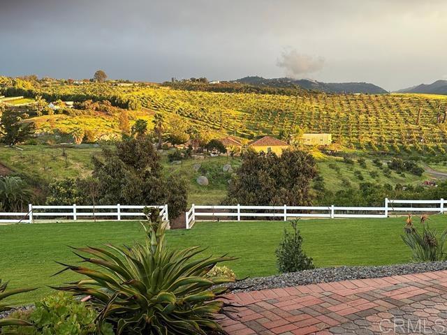 Detail Gallery Image 2 of 75 For 31702 Nira Ln, Bonsall,  CA 92003 - 4 Beds | 3 Baths