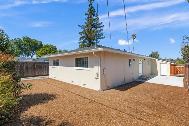 2206 San Antonio Place, Santa Clara CA: https://media.crmls.org/mediaz/56f6821f-e8f5-4684-a3b9-907d77ff0aa6.jpg