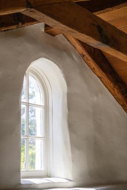 502 Pierce Street, Monterey CA: https://media.crmls.org/mediaz/56f6ae23-2cd2-487d-8be2-9cb0cc3bf391.jpg