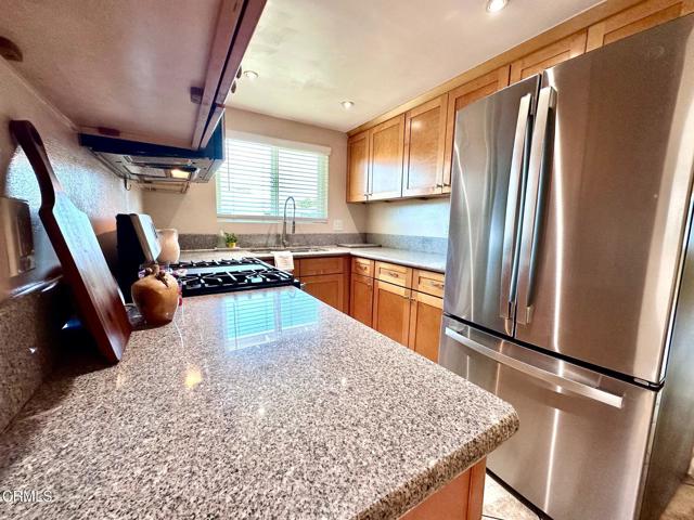 1157 Acadia Place, Ventura CA: https://media.crmls.org/mediaz/56f6b1bd-72a2-4e00-a96c-1ea9e2ee8792.jpg