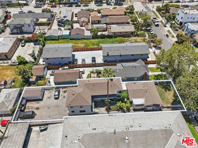 6126 Brynhurst Avenue, Los Angeles CA: https://media.crmls.org/mediaz/56f72bab-75fc-49ca-a89c-4efee9a351f1.jpg