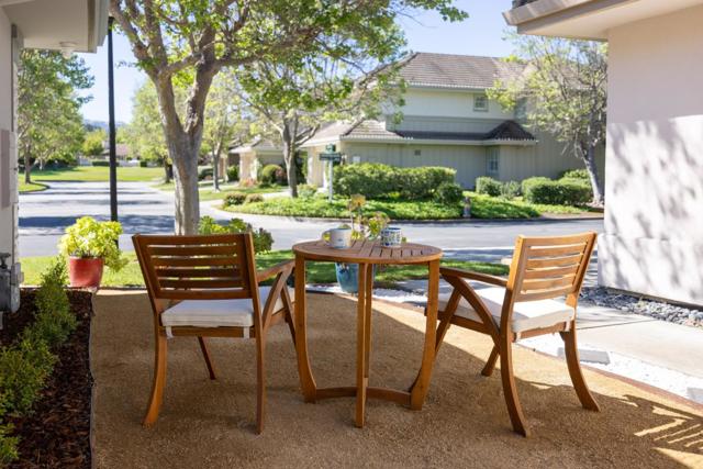 14390 Mountain Quail Road, Salinas CA: https://media.crmls.org/mediaz/56f8346c-296a-4b0e-a3bd-0aa5bfac4245.jpg