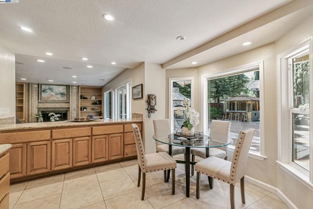 38957 Altura Street, Fremont CA: https://media.crmls.org/mediaz/56f9768d-9160-4941-ae44-c41716539c08.jpg