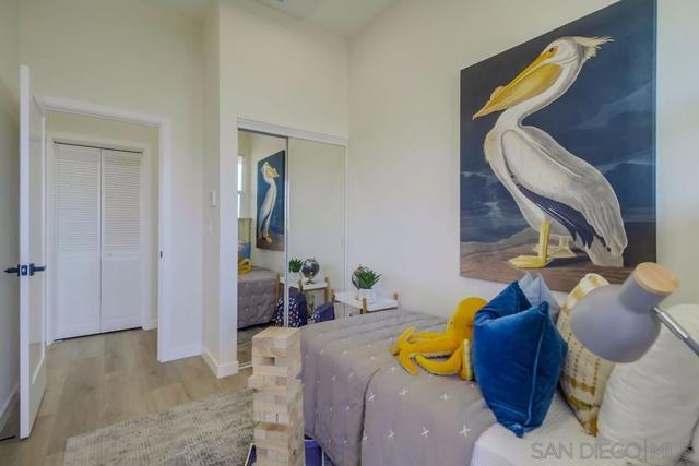 4607 Santa Cruz, San Diego CA: https://media.crmls.org/mediaz/56f99bcc-5d57-417f-9d13-132cef059d53.jpg