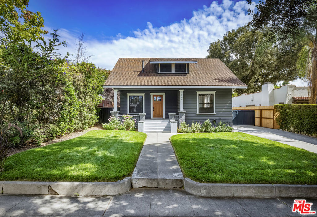 1022 N Marengo Avenue