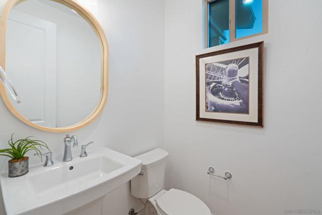 Image 32 of 45 For 674 Caylpso Pl