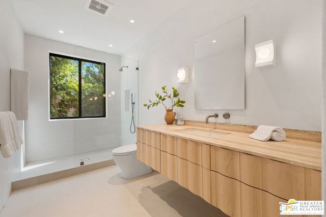 71000 Tamarisk Lane, Rancho Mirage CA: https://media.crmls.org/mediaz/56fafe02-0e8f-4a87-b47d-3b8b4325afe0.jpg