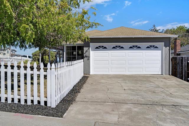 443 Lomita Avenue, Millbrae CA: https://media.crmls.org/mediaz/56fb07f4-35b0-4739-8a64-a10e8010eee5.jpg