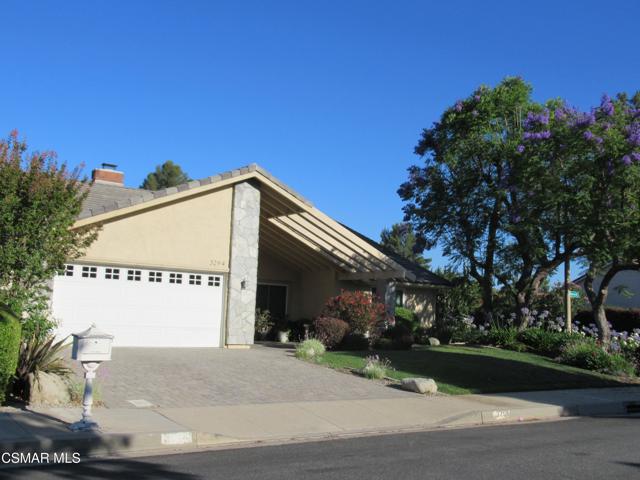 3294 Sierra Drive, Westlake Village CA: https://media.crmls.org/mediaz/56fb771f-96ed-4b85-81b7-25c810220016.jpg