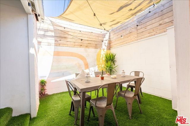 2840 S Mansfield Avenue, Los Angeles CA: https://media.crmls.org/mediaz/56fd749b-c68c-43d9-b503-01023e49fb95.jpg