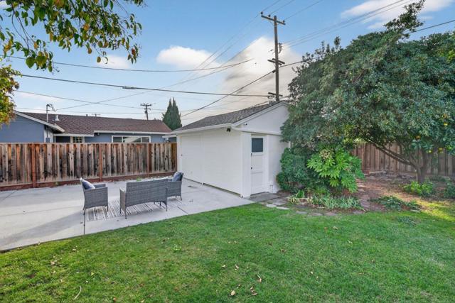 876 Sunset Drive, Santa Clara CA: https://media.crmls.org/mediaz/56fdd7a7-b69c-42dd-9833-dce3a2e4a156.jpg