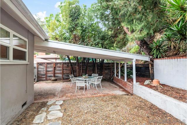 4452 Revillo Dr, San Diego CA: https://media.crmls.org/mediaz/56fe004e-c250-4d02-93ce-7528f3214882.jpg