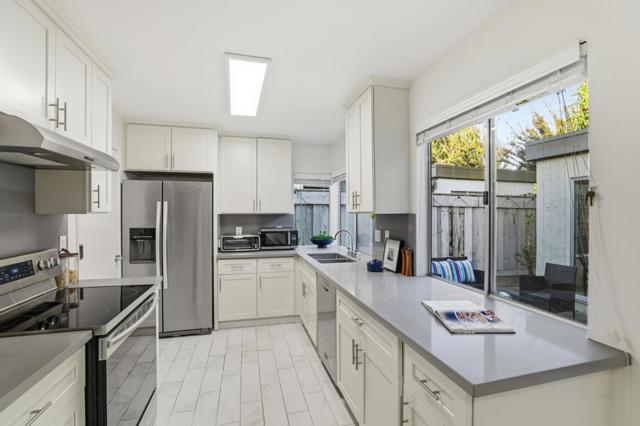 1092 Strayer Drive, San Jose CA: https://media.crmls.org/mediaz/56fe0407-d2c6-4905-aa7c-ebdb2339764e.jpg