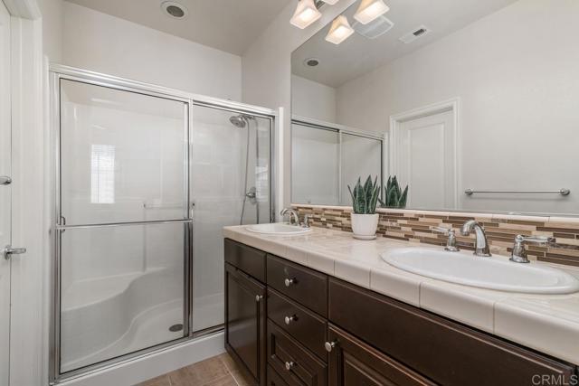 2494 Antlers Way, San Marcos CA: https://media.crmls.org/mediaz/56ff7361-a888-4877-81ef-be61dc67bdc1.jpg