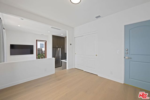 10503 Tennessee Avenue, Los Angeles CA: https://media.crmls.org/mediaz/56ffe398-6d48-433a-81d9-f26d48b3be0b.jpg