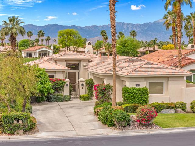 727 Arrowhead Drive, Palm Desert, CA 92211