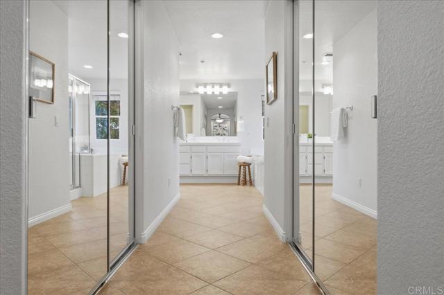 Detail Gallery Image 29 of 63 For 18385 Reata Way, San Diego,  CA 92128 - 5 Beds | 4 Baths