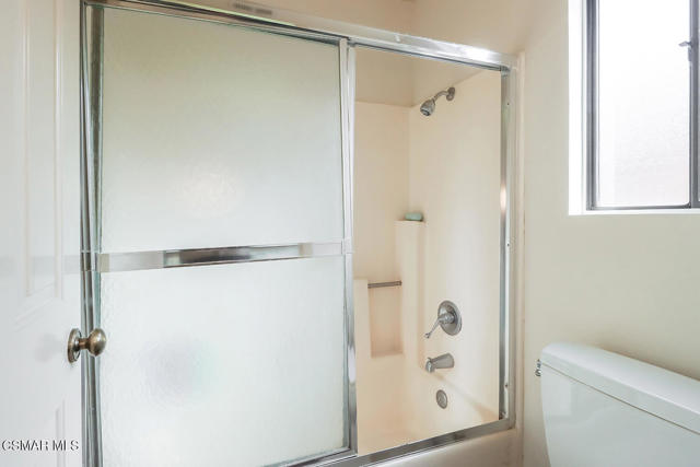 26914 Deerweed Trail, Calabasas CA: https://media.crmls.org/mediaz/57016ec6-4842-406f-a926-bba0ec73d306.jpg