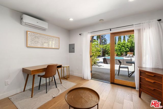 3775 Aloha Street, Los Feliz CA: https://media.crmls.org/mediaz/57028929-6e05-472f-8bdf-122dd5960e61.jpg