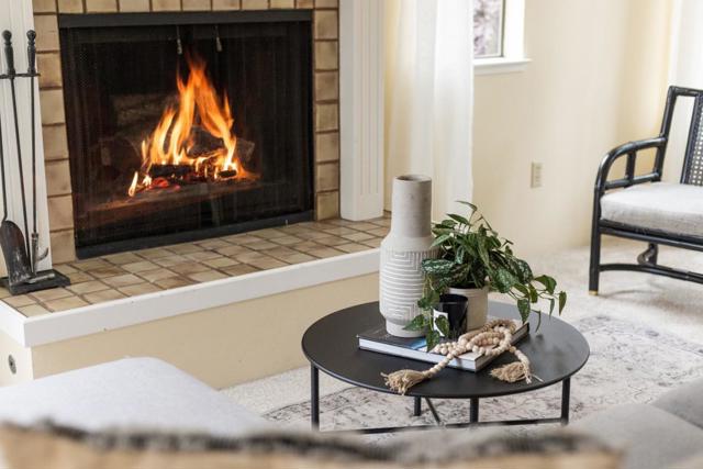 5334 Soquel Drive, Soquel CA: https://media.crmls.org/mediaz/570398a2-10c0-4f27-ba5d-ab946e4b04e6.jpg