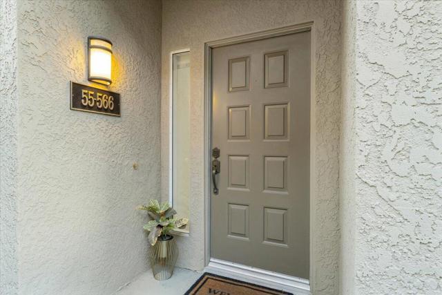 55566 Southern, La Quinta CA: https://media.crmls.org/mediaz/5703d034-46a3-47ab-95ac-915469204255.jpg