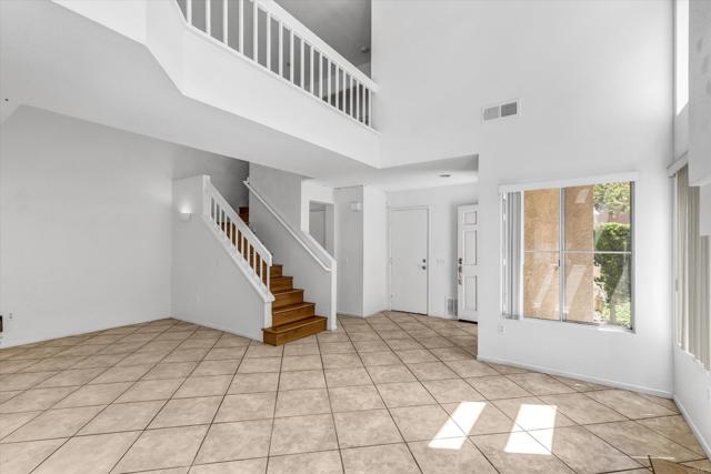 Detail Gallery Image 8 of 31 For 1374 Serena Circle #1,  Chula Vista,  CA 91910 - 3 Beds | 2/1 Baths