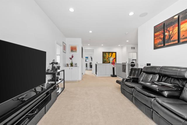 1314 Stearns Wharf Rd, Chula Vista CA: https://media.crmls.org/mediaz/57045bef-a4f8-4b97-bb76-9d094fb0b4b8.jpg