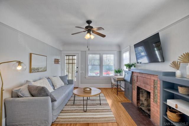3670 Florida St, San Diego CA: https://media.crmls.org/mediaz/57048cb8-d4e8-4dc2-a5e2-308e61d4d5cc.jpg