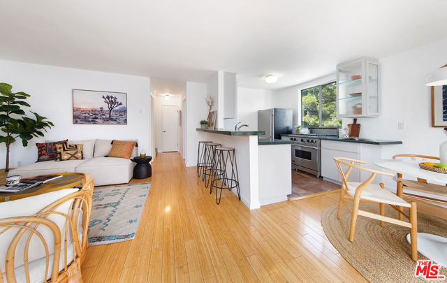 630 RAYMOND Avenue, 5 photo 4