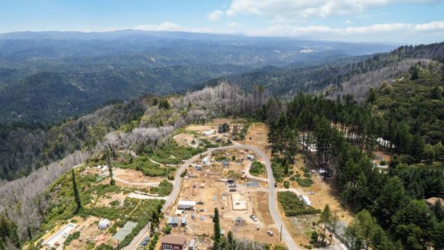 60 Braemoor Drive, Santa Cruz CA: https://media.crmls.org/mediaz/5705222a-e1cd-41e1-b8ec-e74e15c4c75f.jpg