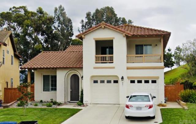 Detail Gallery Image 1 of 1 For 841 Esperanza Pl, Chula Vista,  CA 91914 - 5 Beds | 3 Baths