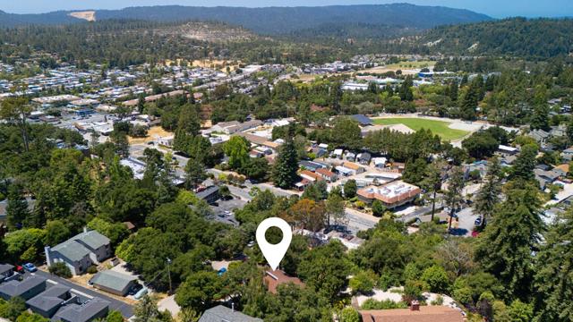 22 Quien Sabe Road, Scotts Valley CA: https://media.crmls.org/mediaz/57059293-aed8-4d97-a95a-c89057ac271b.jpg