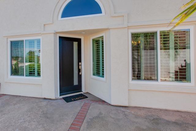 1523 Camino Linda Drive, San Marcos CA: https://media.crmls.org/mediaz/57060ded-97f1-41e4-8961-761ae90504a4.jpg