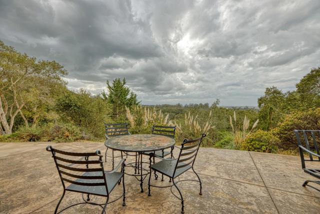 14643 Tumble Weed Lane, Royal Oaks CA: https://media.crmls.org/mediaz/570617f0-6bd1-4e6e-a7f7-73f47f3caf63.jpg