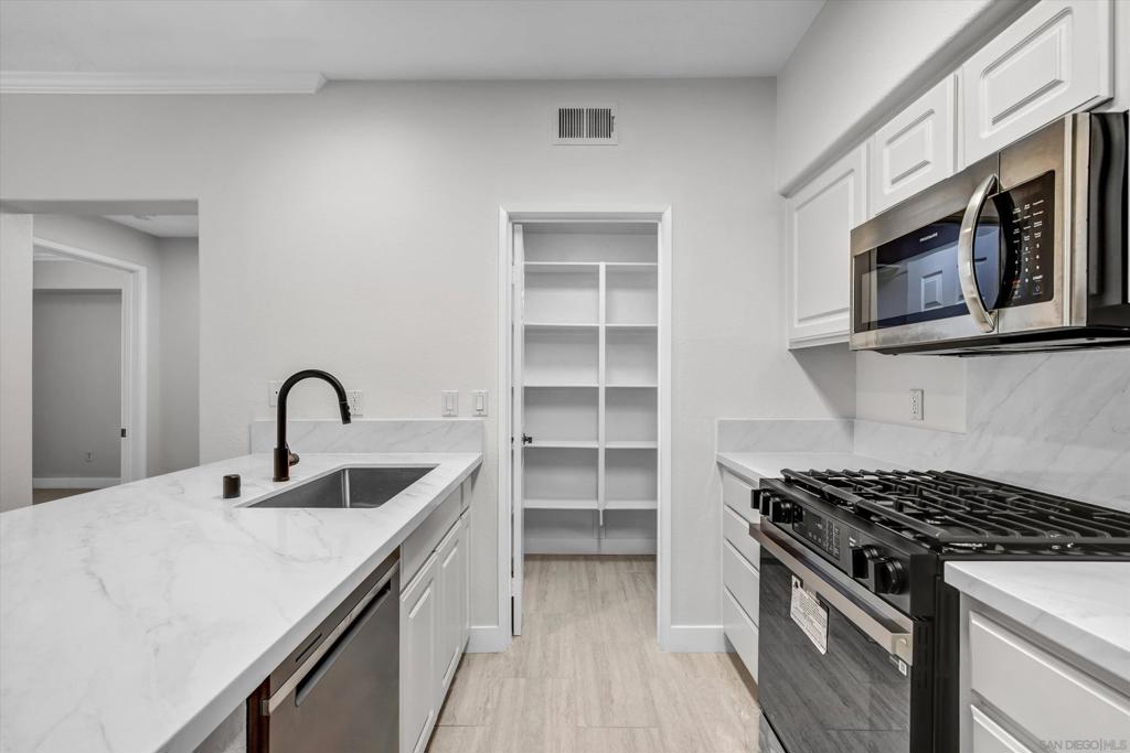 10848 Scripps Ranch Blvd. - photo 12