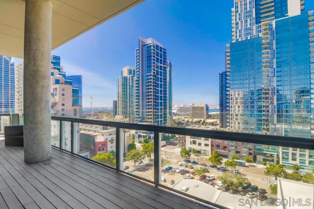 MLS #250032382SD img 6