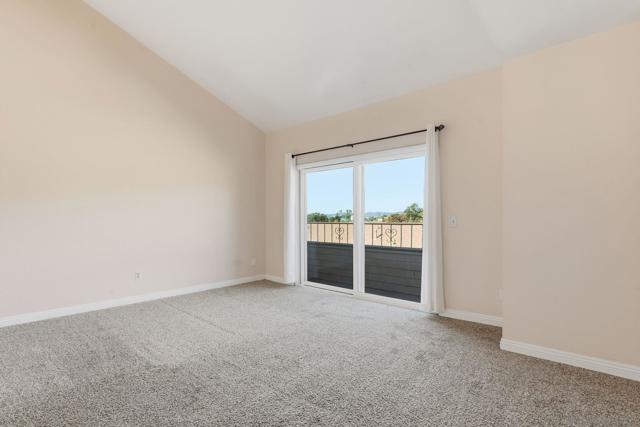 1585 Stone Edge Cir, El Cajon CA: https://media.crmls.org/mediaz/570a81e4-e1c8-4066-836c-350034859879.jpg