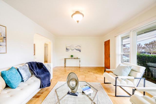 311 Linden Avenue, San Bruno CA: https://media.crmls.org/mediaz/570ada77-469d-48ff-b4ec-0d0fc54095f6.jpg