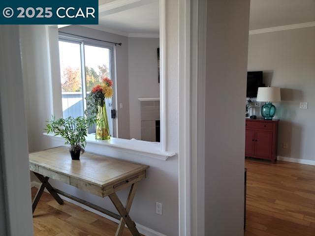 473 Cork Harbour Cir, Redwood City CA: https://media.crmls.org/mediaz/570ae722-6896-4c85-8323-d719389ff619.jpg