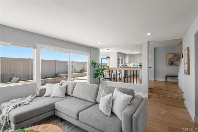 Detail Gallery Image 17 of 37 For 7310 Esfera St, Carlsbad,  CA 92009 - 4 Beds | 3 Baths