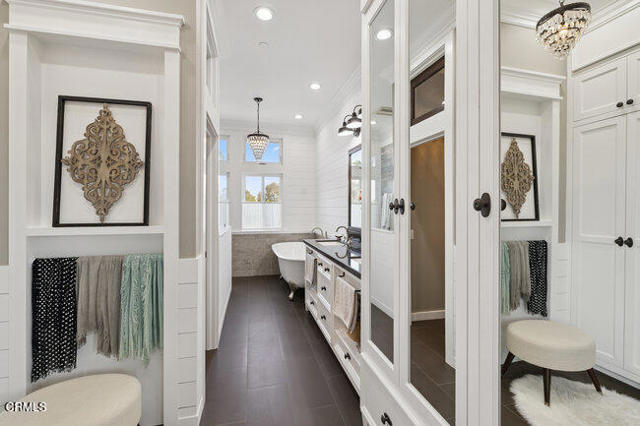 Detail Gallery Image 18 of 30 For 10488 Mammoth St, Ventura,  CA 93004 - 4 Beds | 2/1 Baths