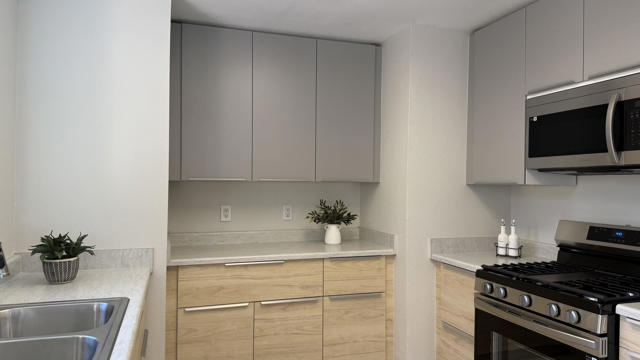 52121 Avenida Velasco, La Quinta CA: https://media.crmls.org/mediaz/570be2c7-19fb-4f82-9a54-3c40c06295a8.jpg